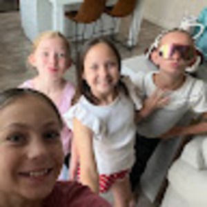 Meet your Posher, Finlee